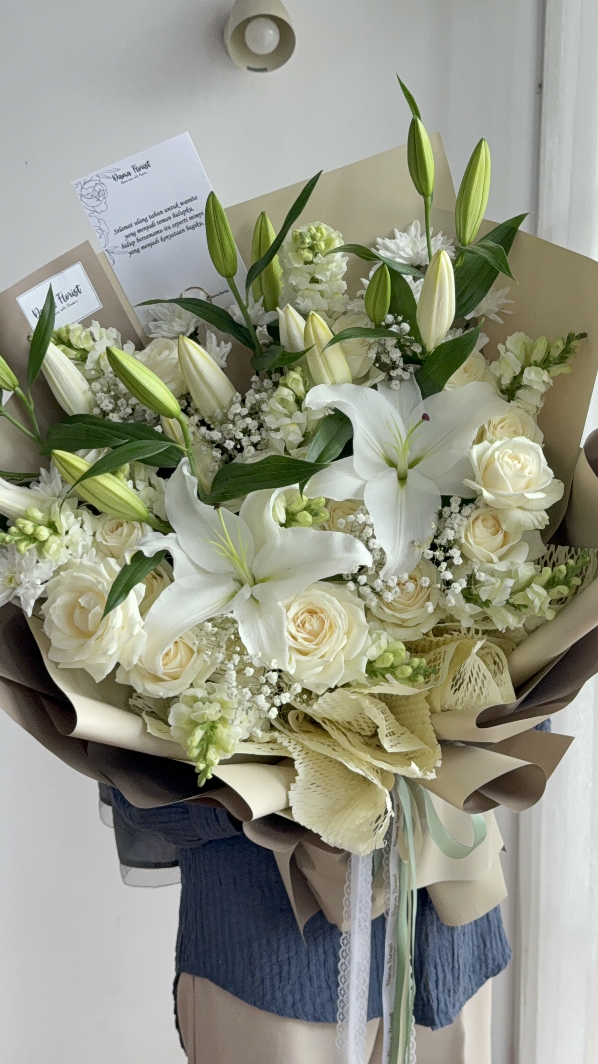 Lily Rose Giant foto 2