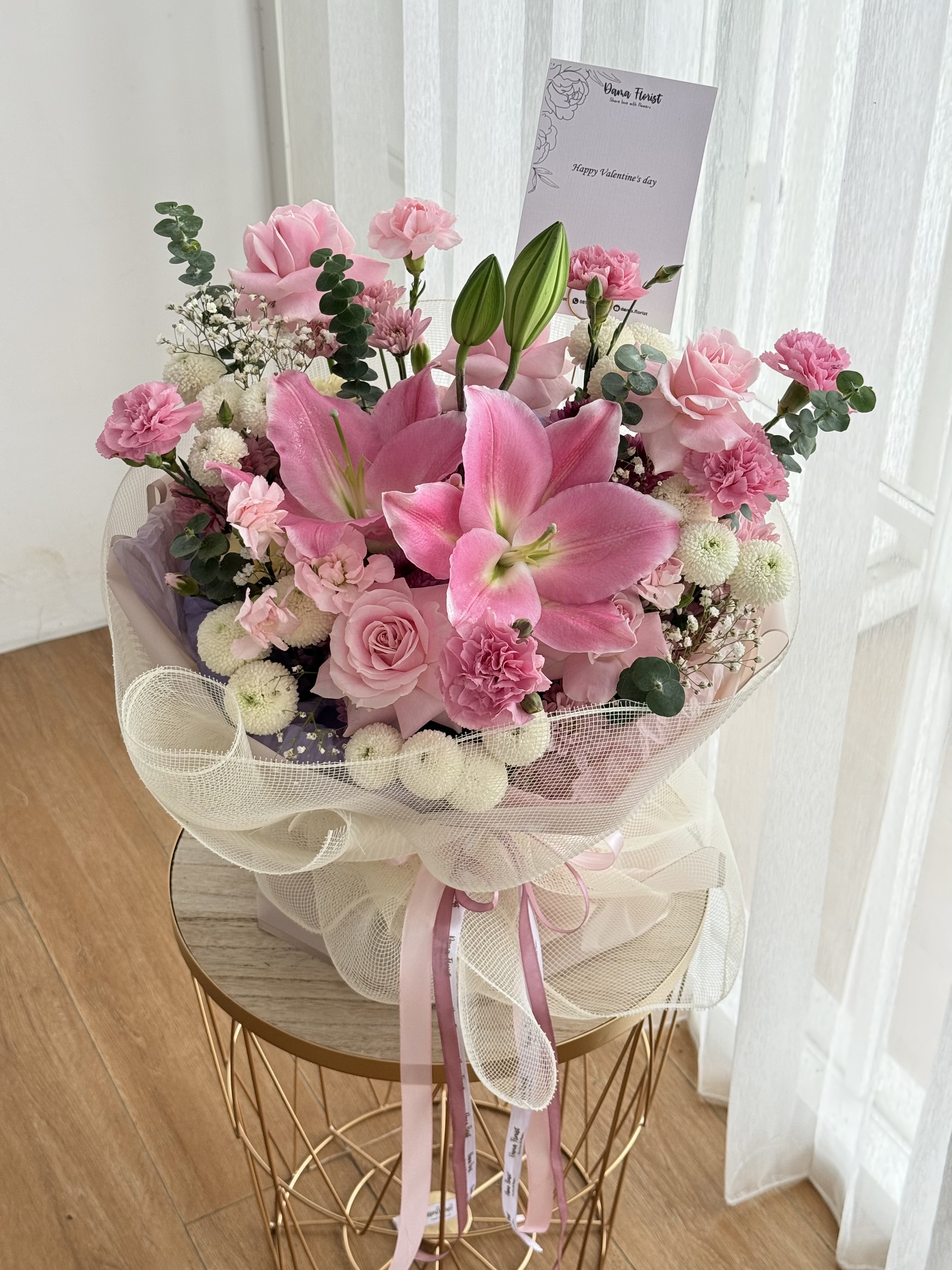 Blooming Lily L
