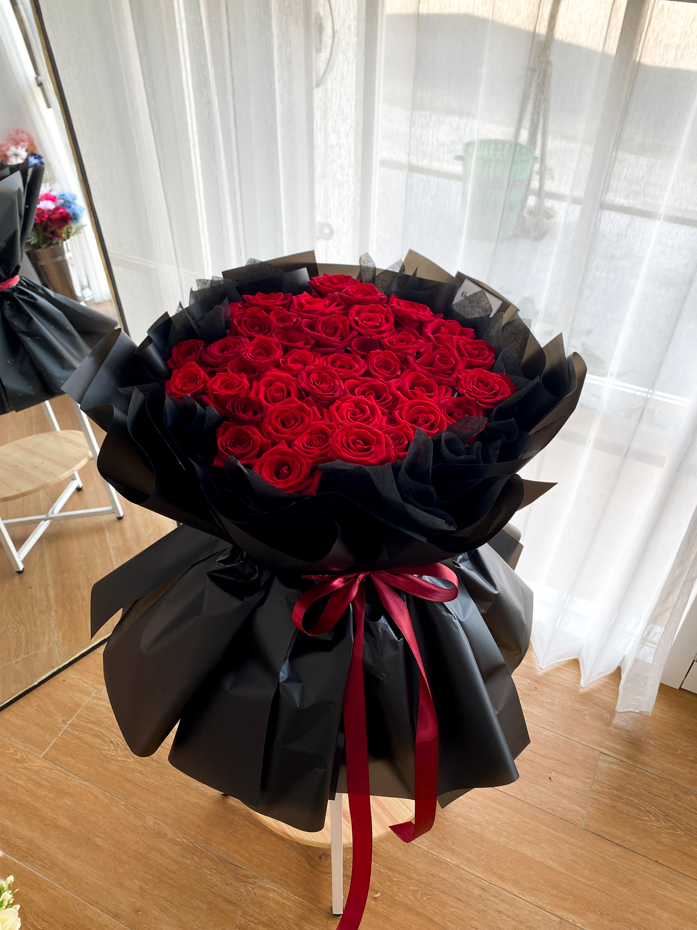 60-100 stem roses foto 2